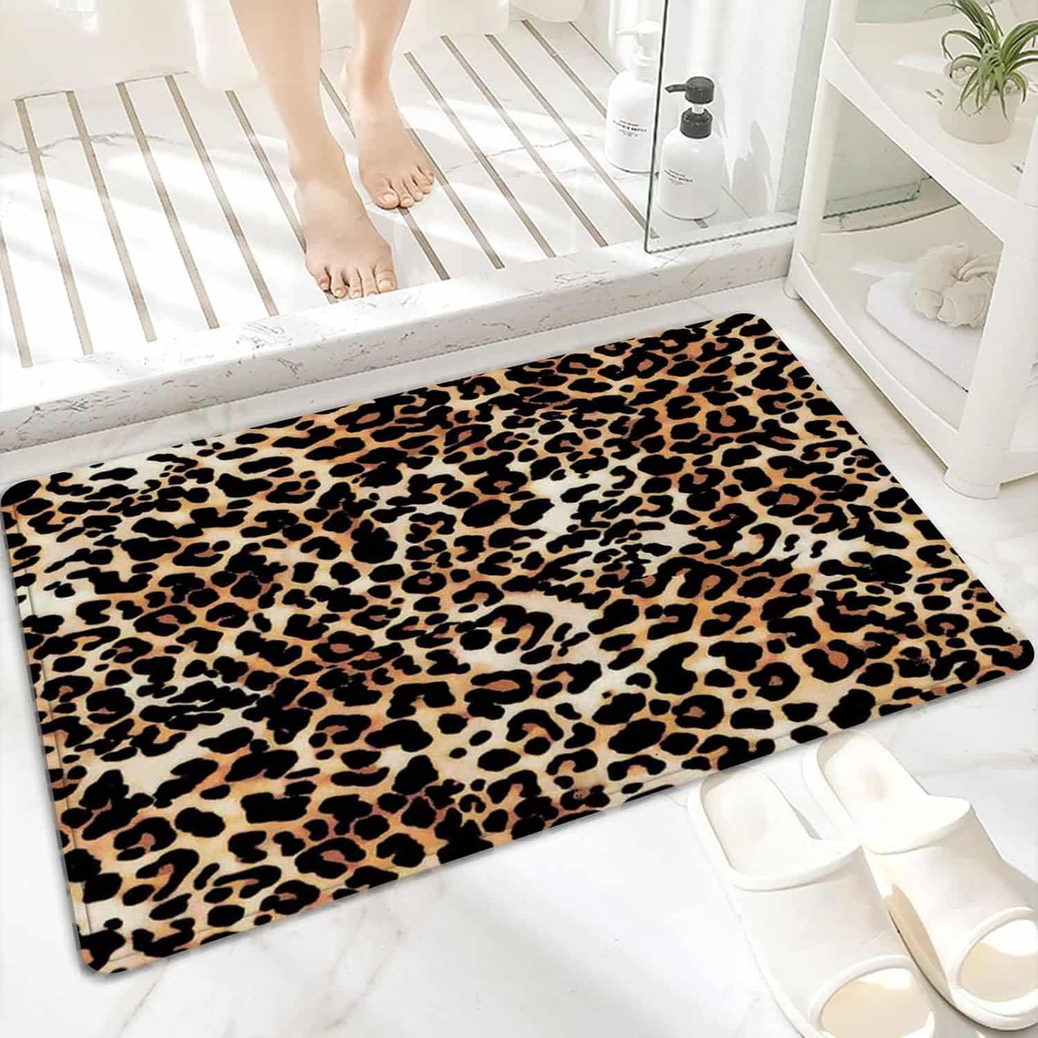 🐆 Dale estilo a tu baño con la alfombra de leopardo ANNKOOT: suavidad, confort y un look salvaje 🚿✨