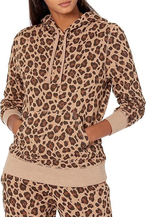 Amazon Essentials arrasa con su sudadera polar: comodidad, estilo y color por menos de 21 €